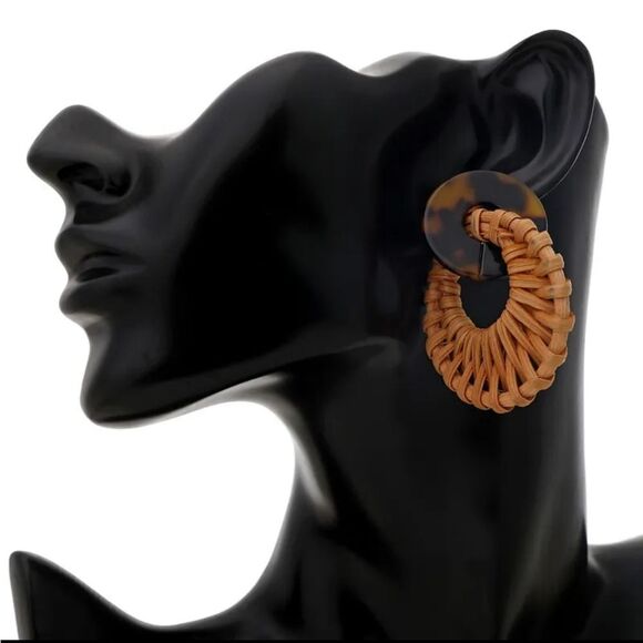 New Wicker/ rattan tortoise shell earrings - Picture 2 of 8